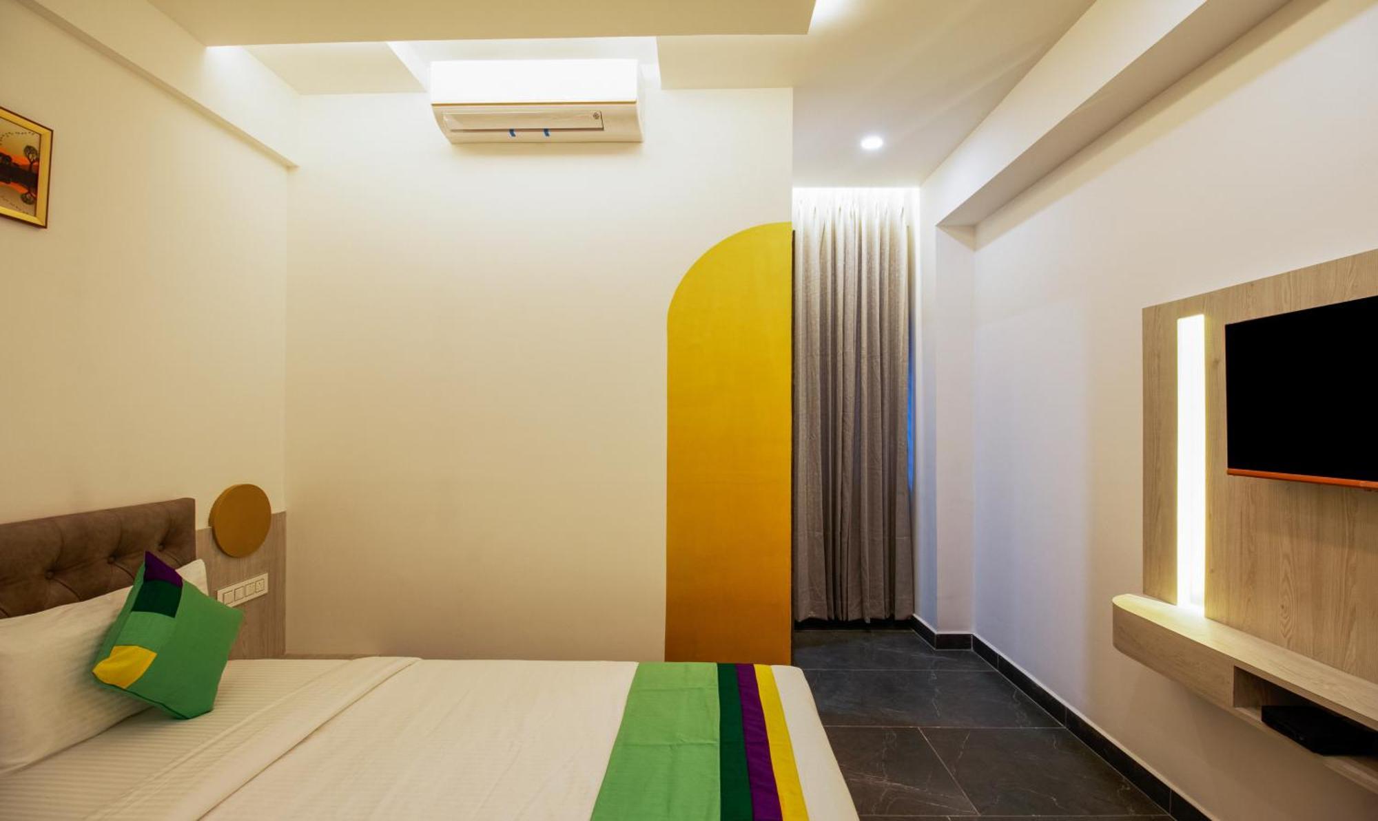 Itsy Hotels Silver Keys Kammasandra Exterior photo